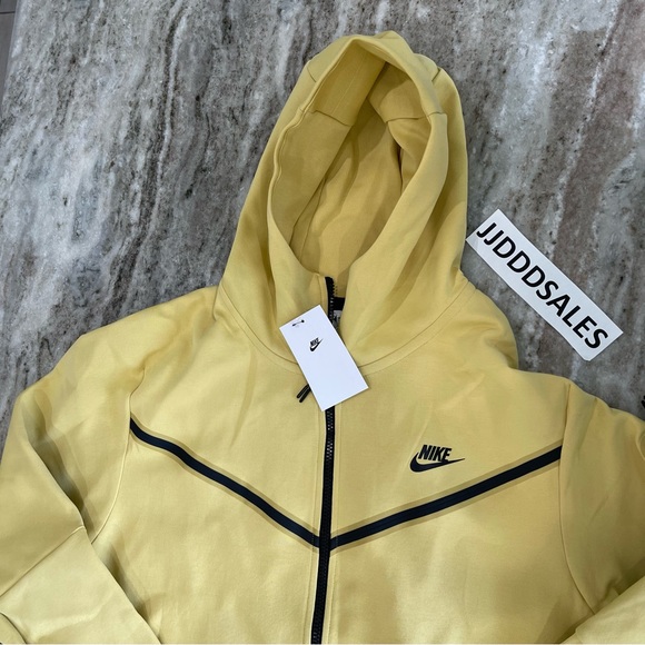 Nike Sportswear Tech Fleece Full Zip Hoodie Saturn Gold Black CU4489-700 Mens - Picture 6 of 14